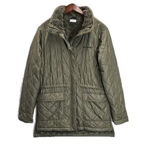 Columbia Women Copper Crest Novelty Quilted Puffer Coat Size M Stone Green EUC
